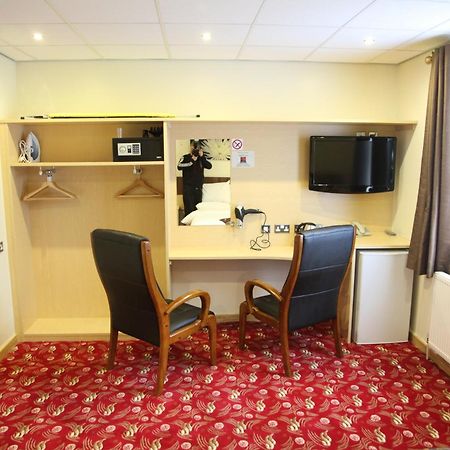 Cambridge Hotel Huddersfield Ngoại thất bức ảnh