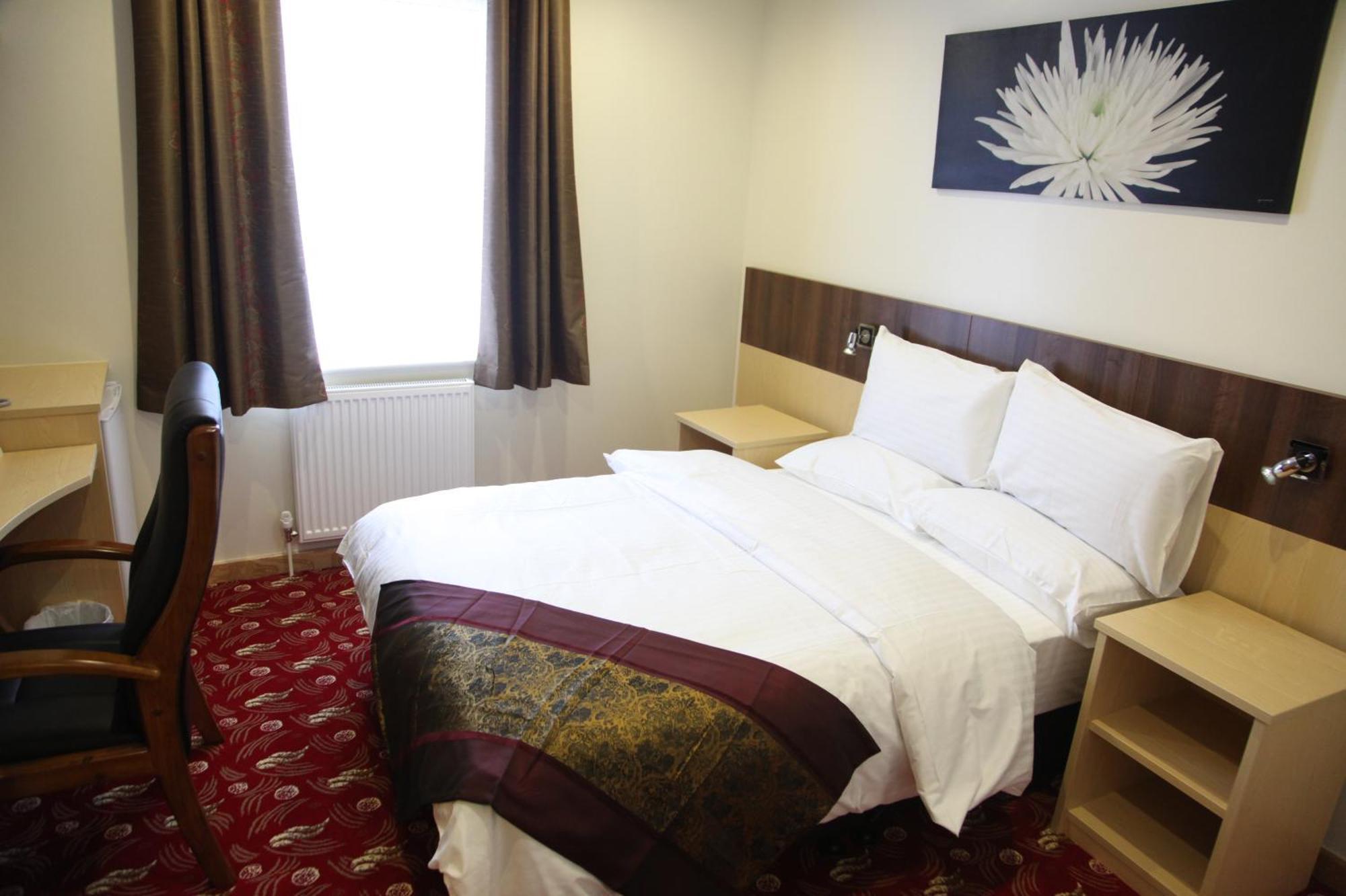 Cambridge Hotel Huddersfield Ngoại thất bức ảnh