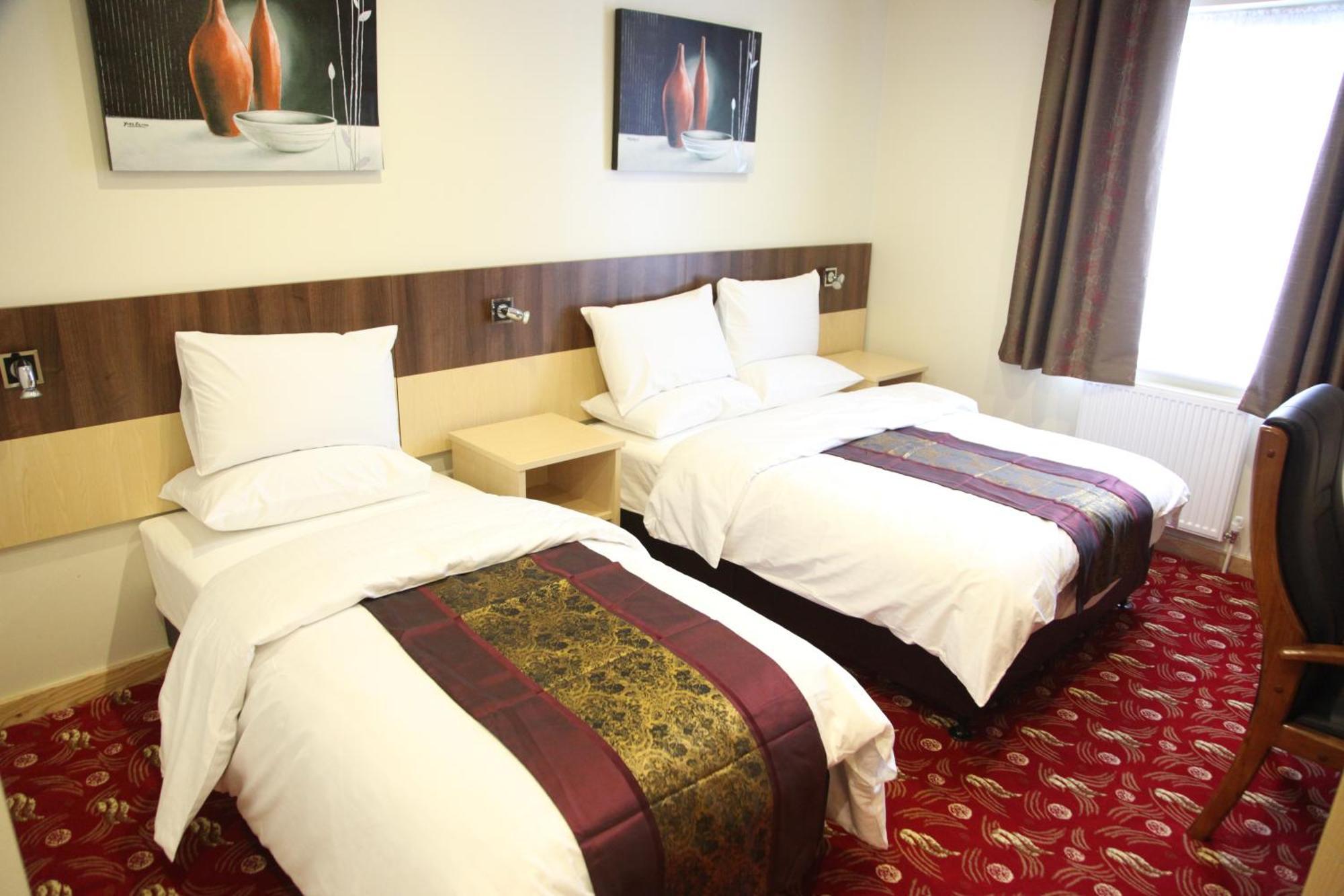 Cambridge Hotel Huddersfield Ngoại thất bức ảnh